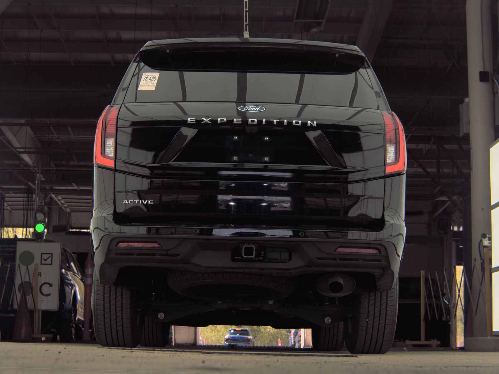 FORD EXPEDITION - 8