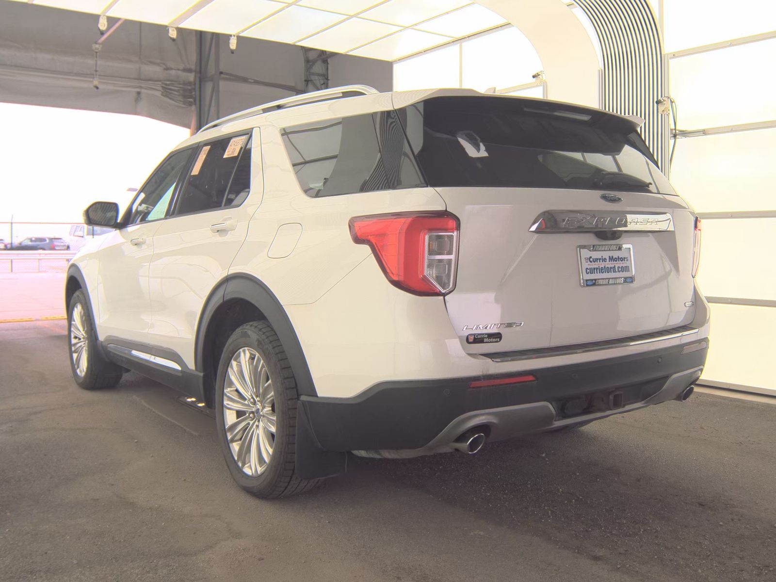 FORD EXPLORER - 9