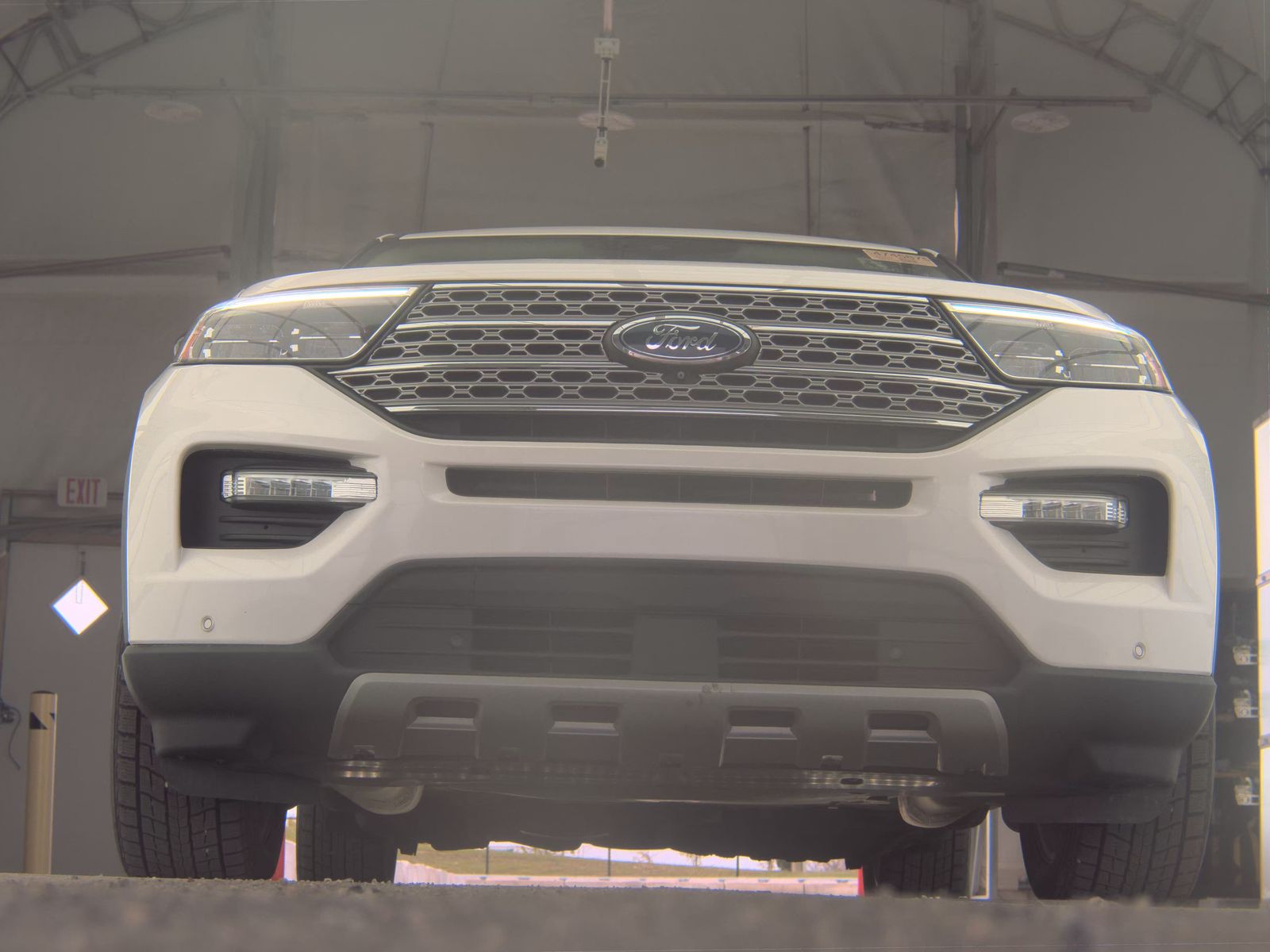 FORD EXPLORER - 4