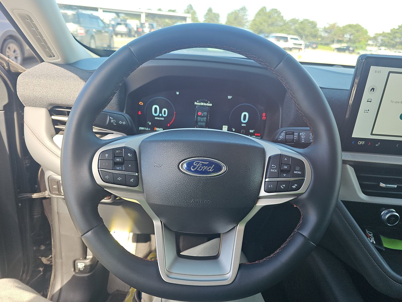 2025 Ford Explorer Active AWD