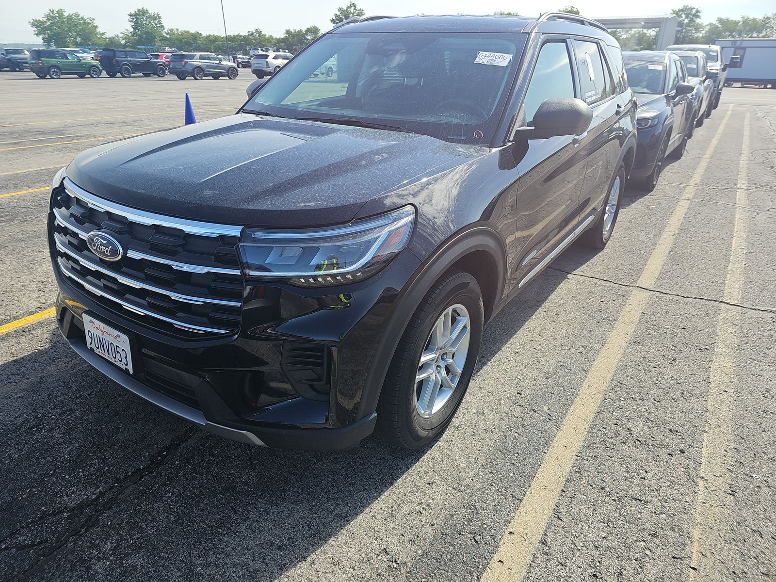 2025 Ford Explorer Active AWD