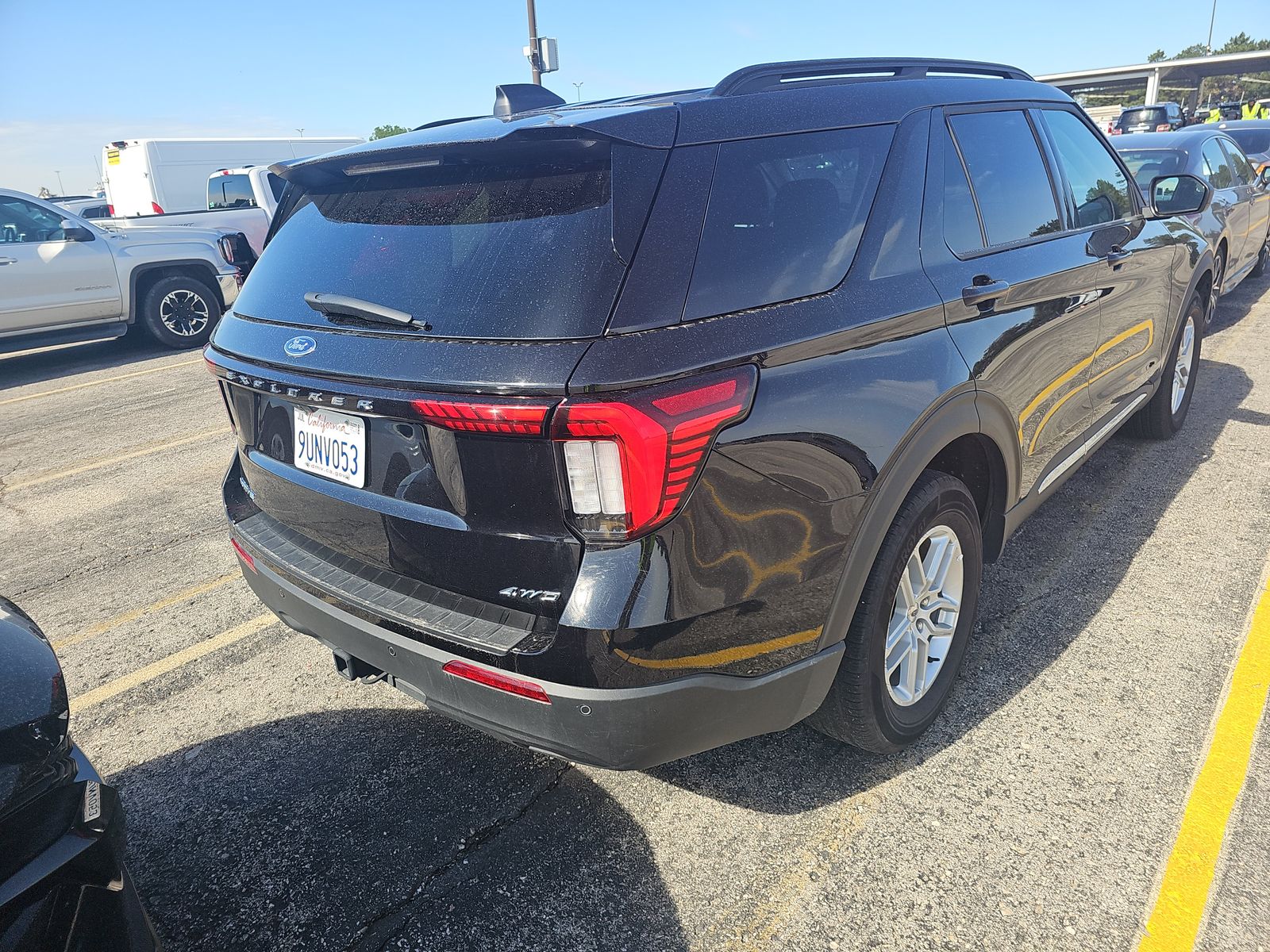 2025 Ford Explorer Active AWD