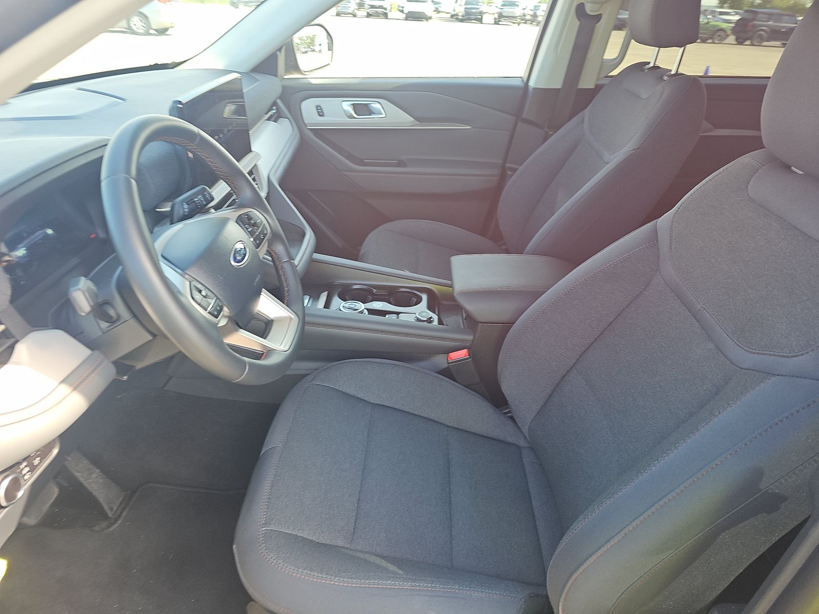 2025 Ford Explorer Active AWD
