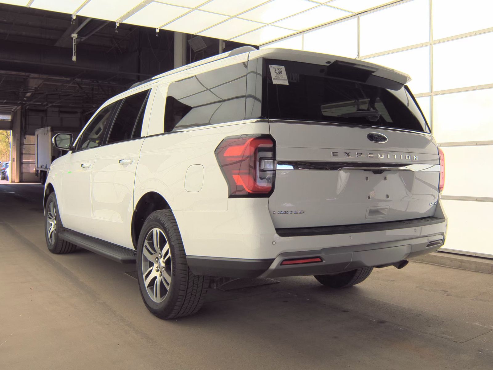 FORD EXPEDITION MAX - 9