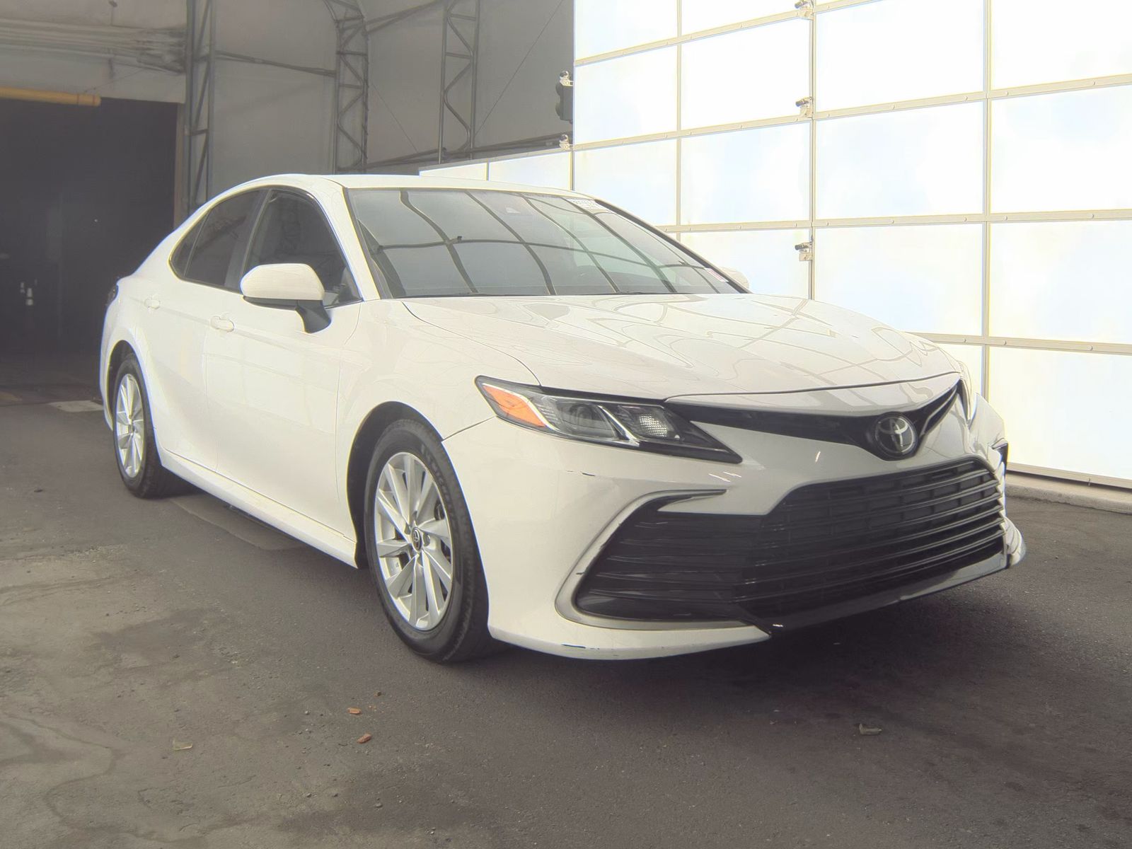 TOYOTA CAMRY - 4