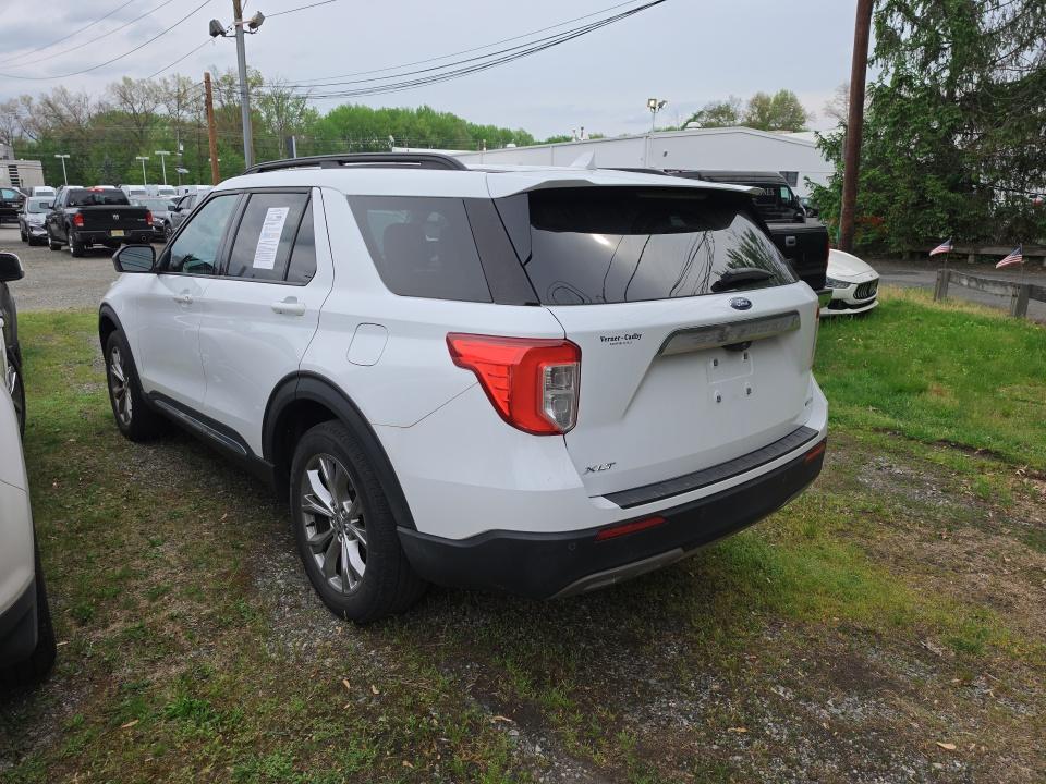 FORD EXPLORER - 7