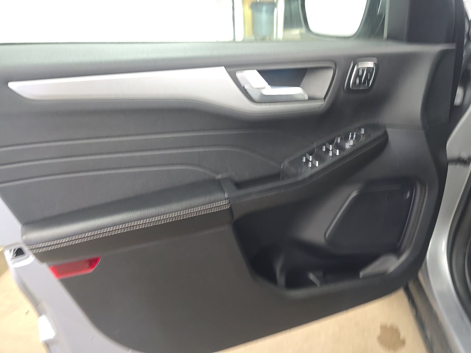 FORD ESCAPE - 10
