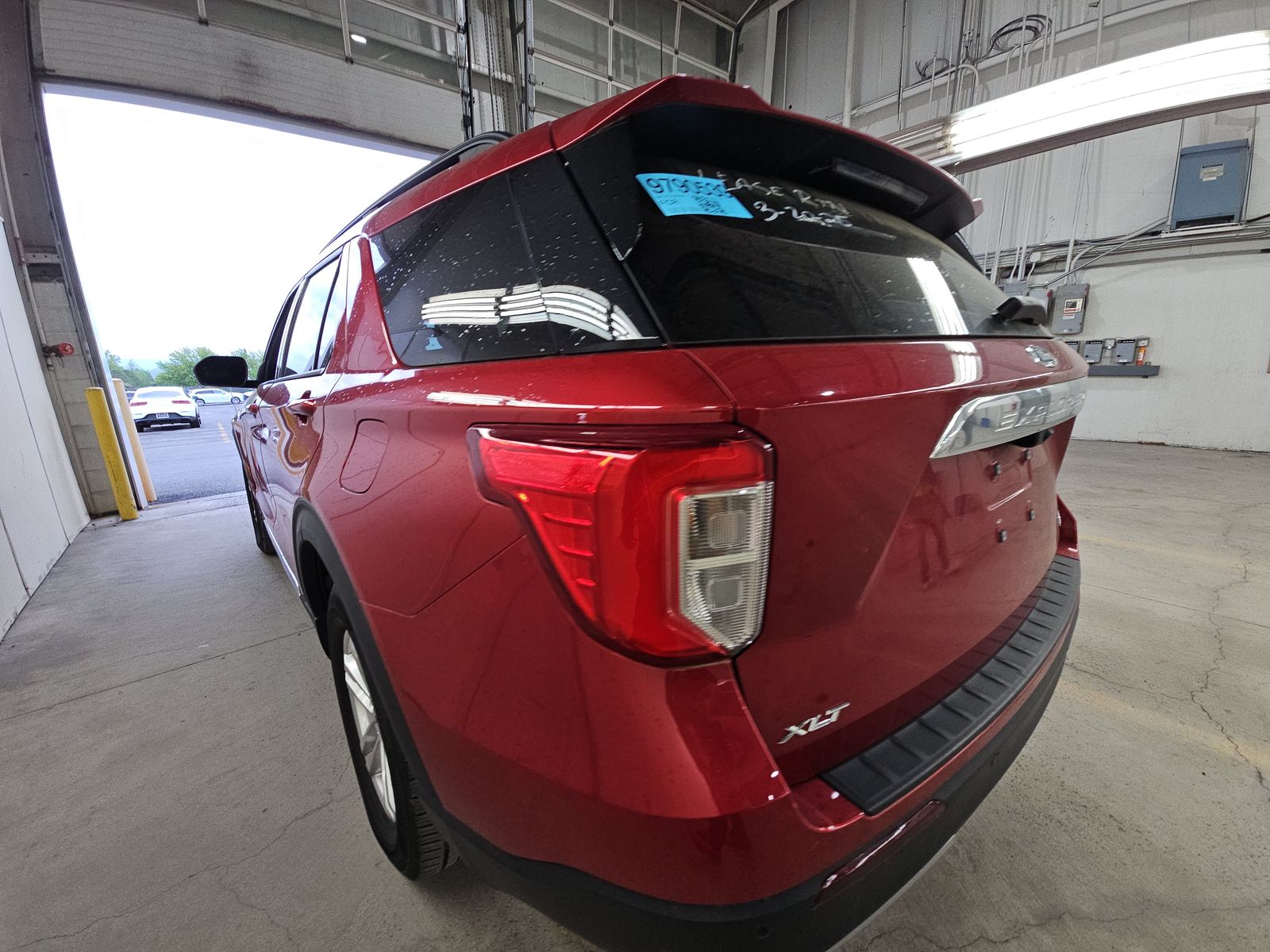 FORD EXPLORER - 7