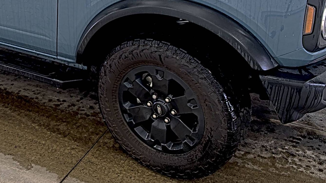 FORD BRONCO - 9