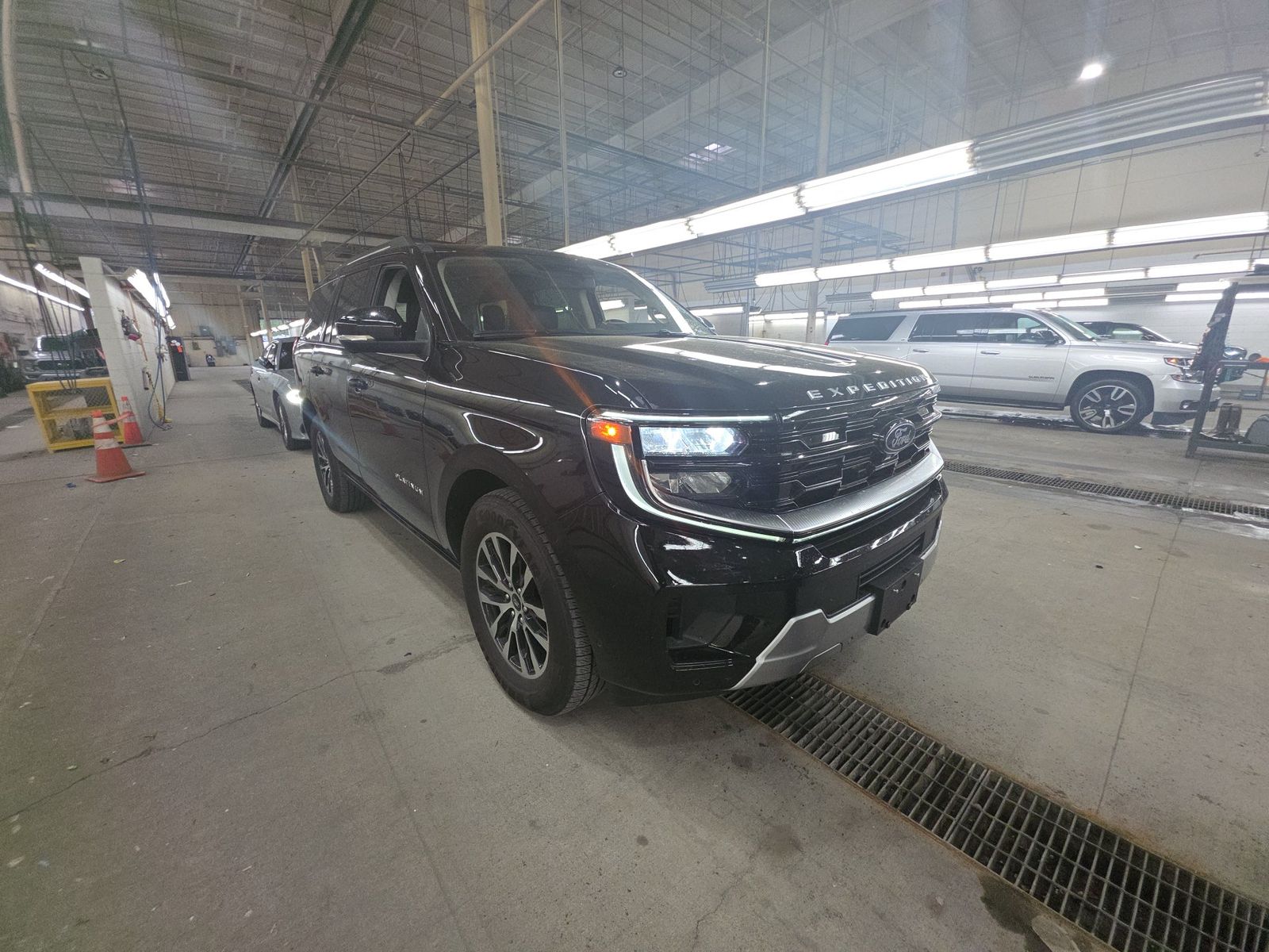 FORD EXPEDITION - 4