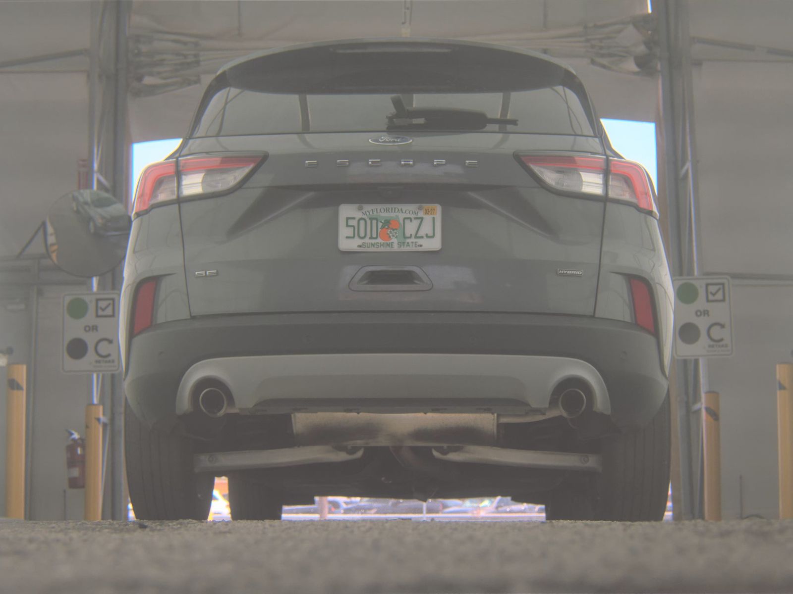 FORD ESCAPE - 8