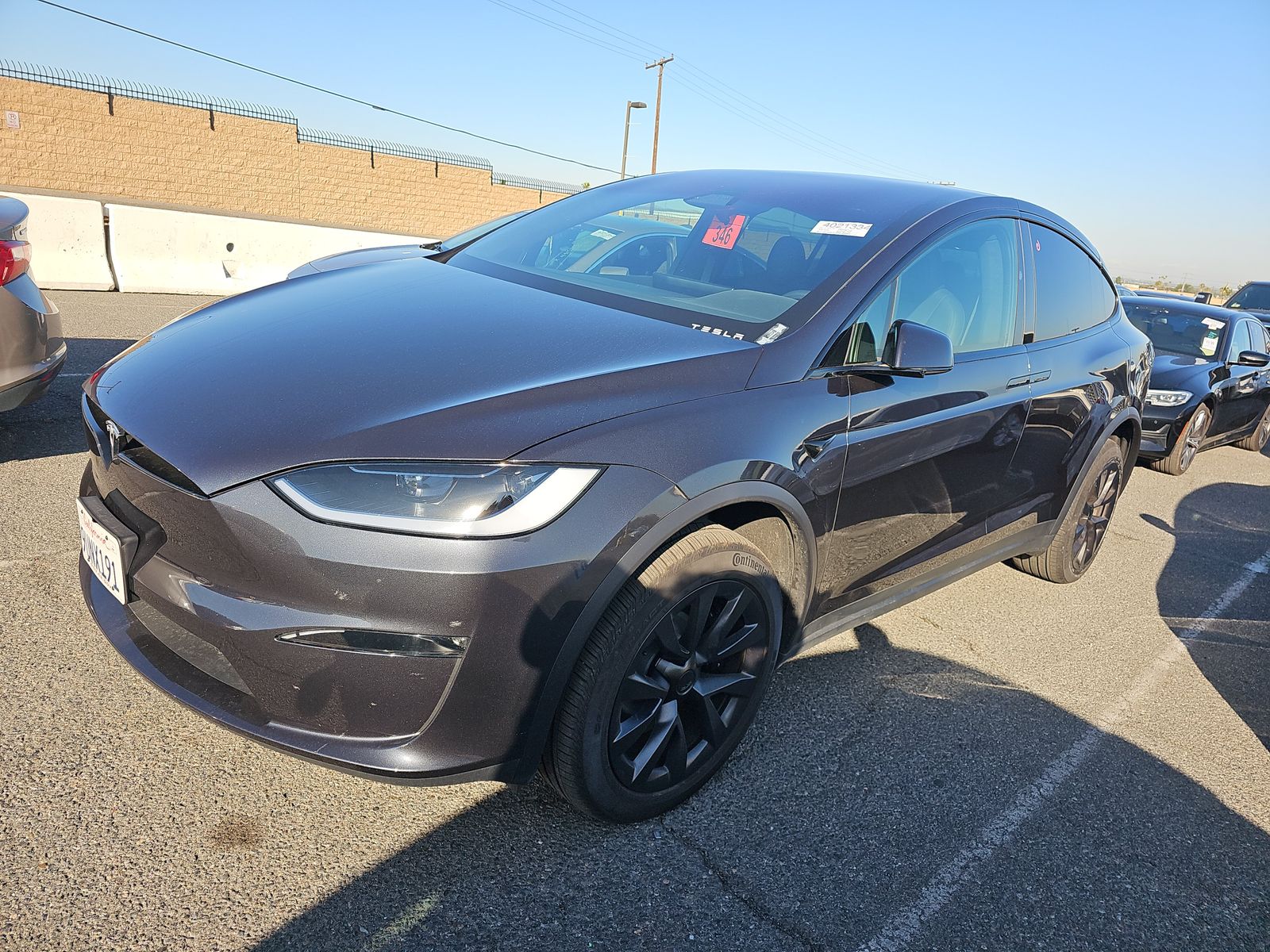TESLA MODEL X - 1