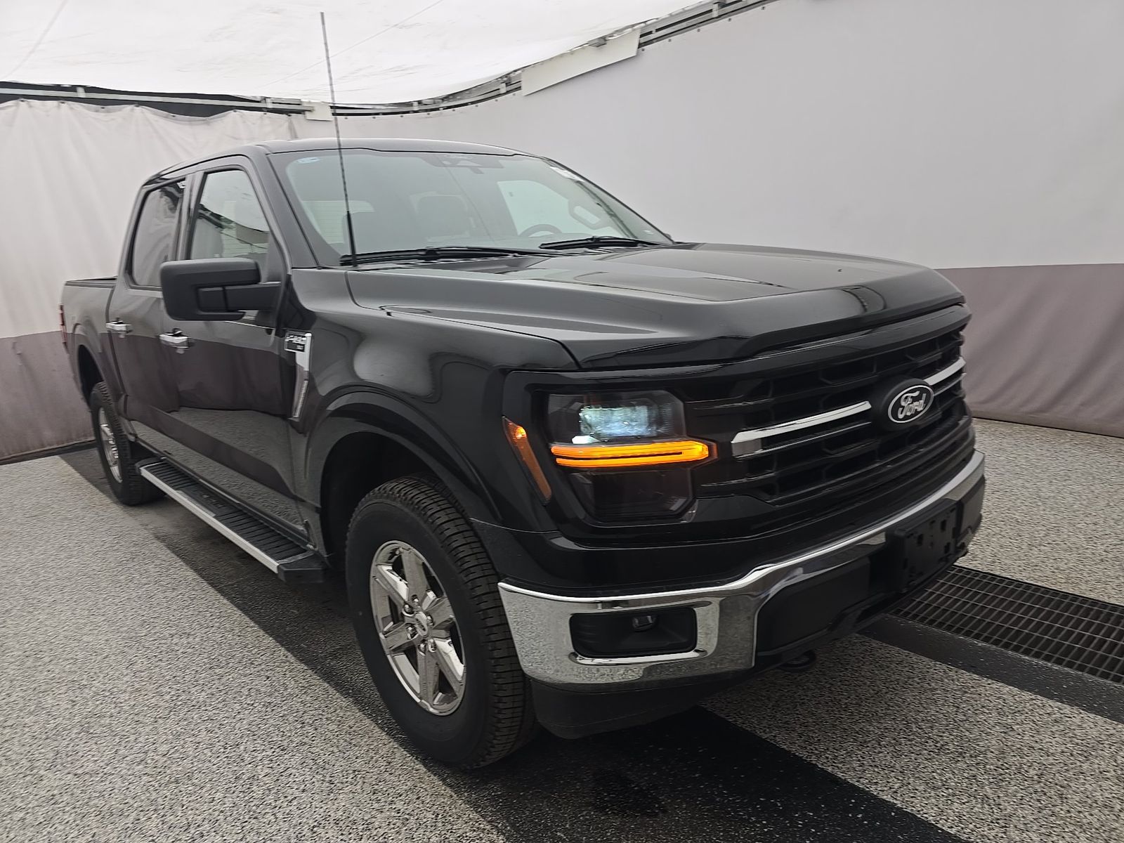 2025 Ford F-150 XLT AWD