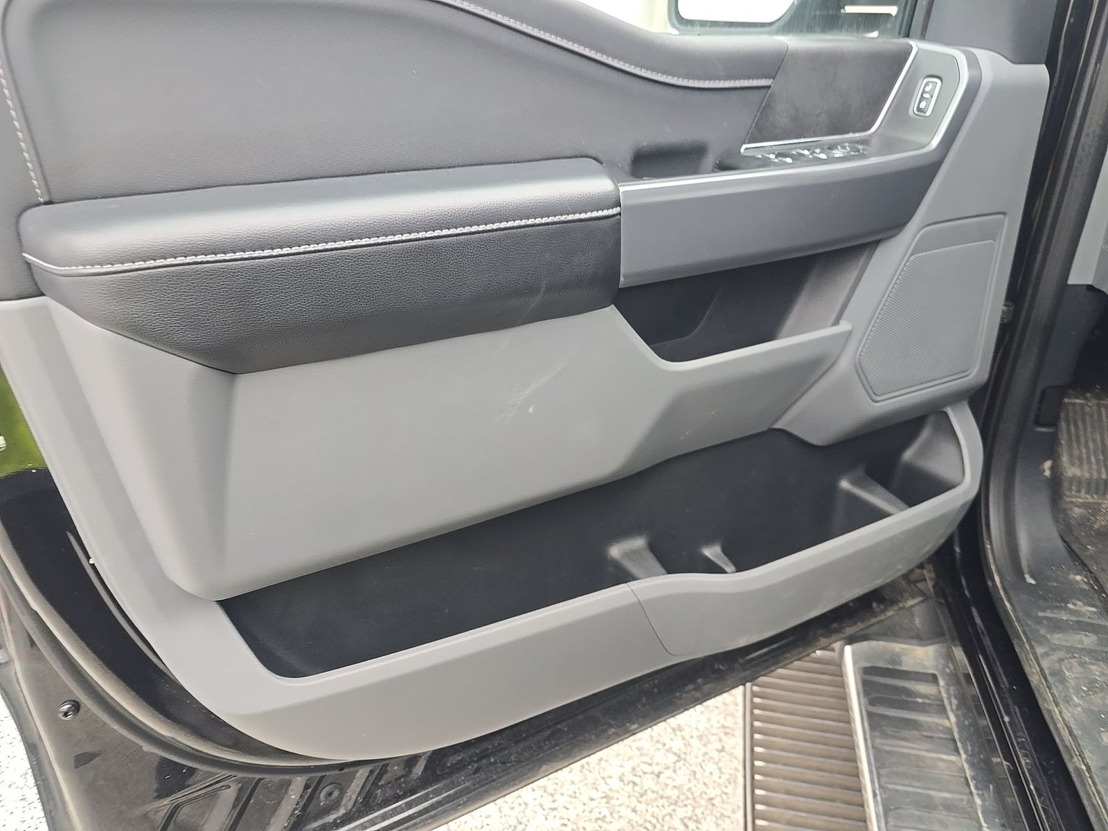 2025 Ford F-150 XLT AWD