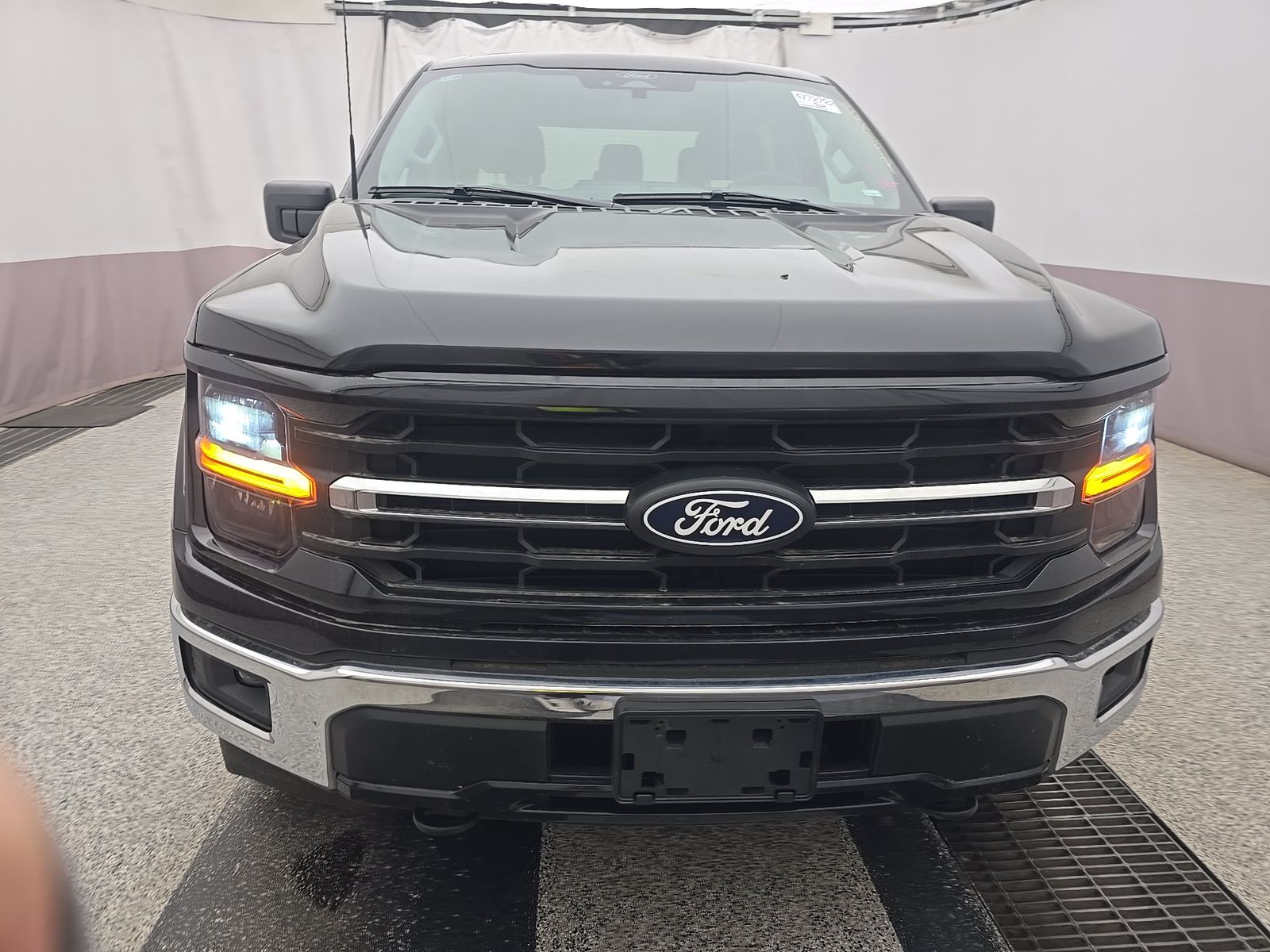 2025 Ford F-150 XLT AWD