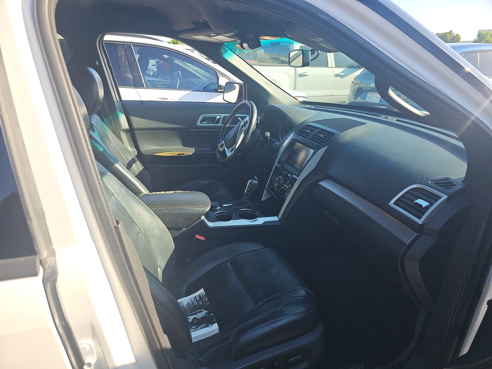 FORD EXPLORER - 9