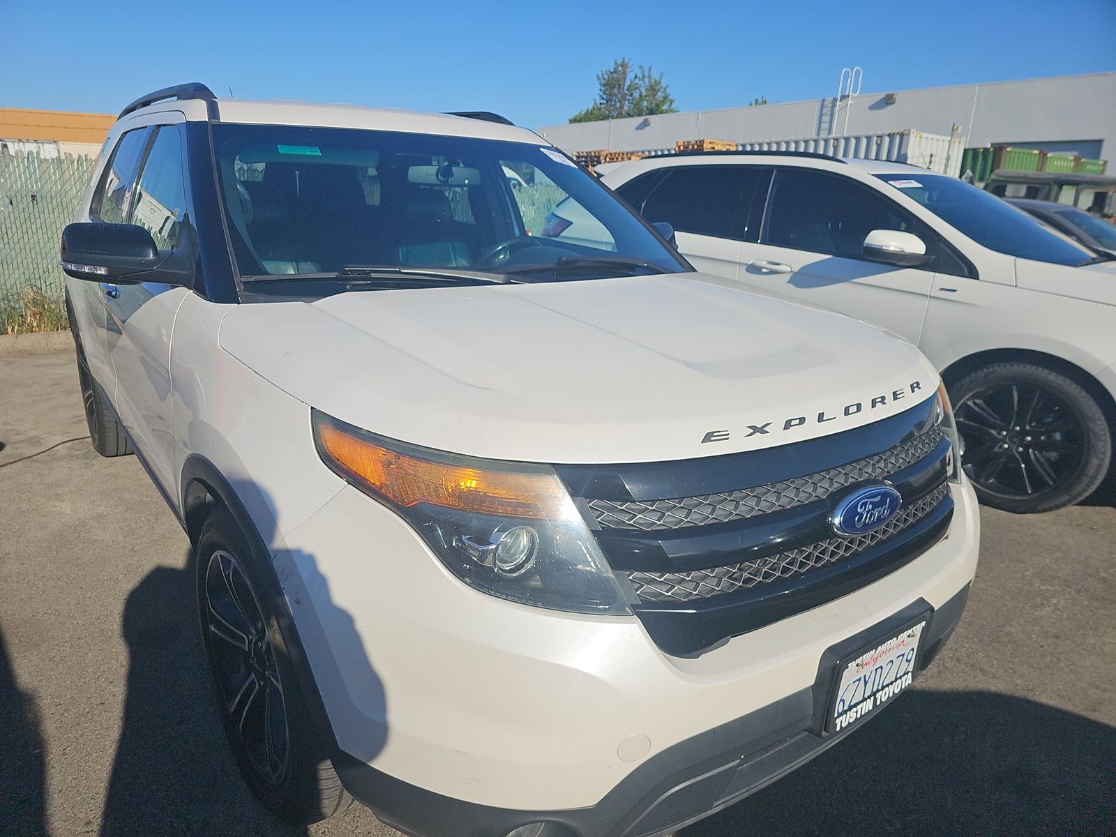 FORD EXPLORER - 4
