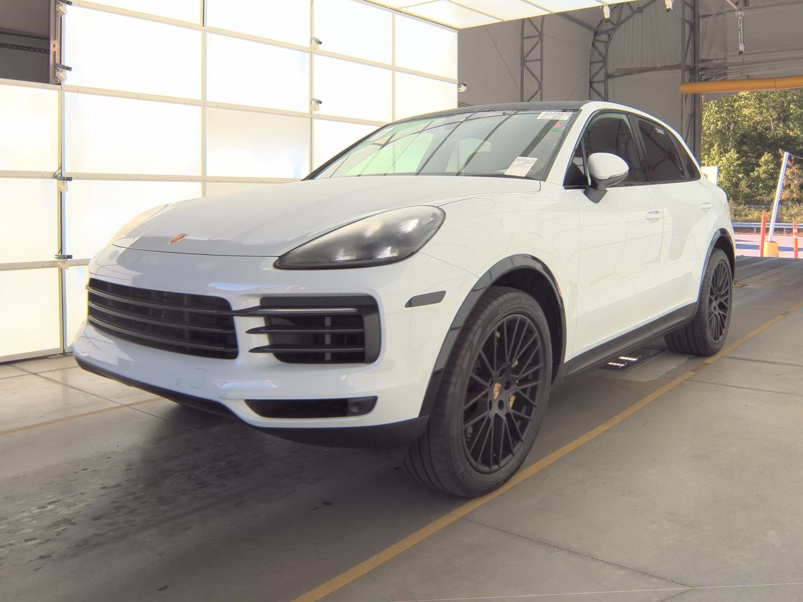 PORSCHE CAYENNE - 1