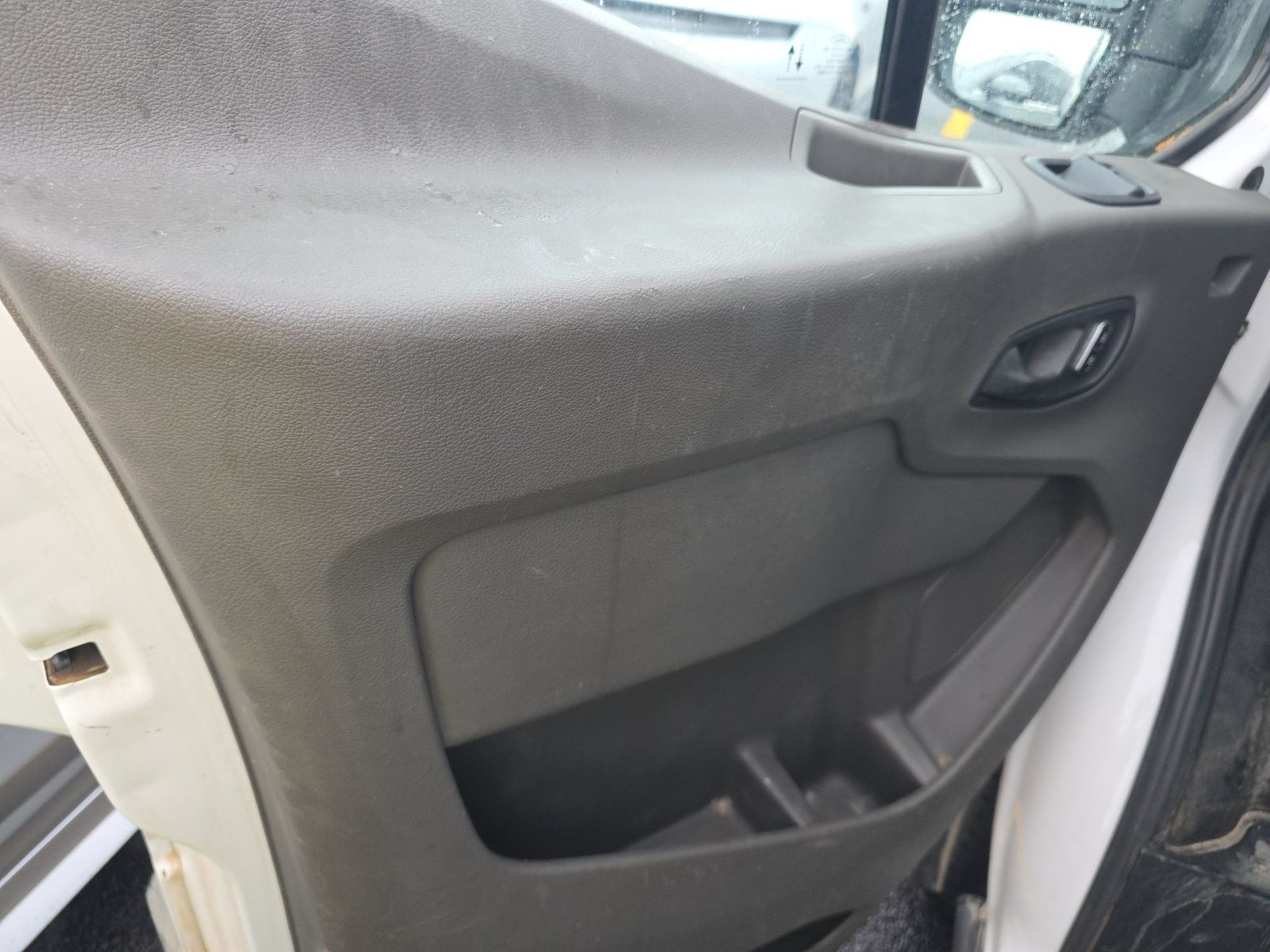 FORD TRANSIT 350 - 10