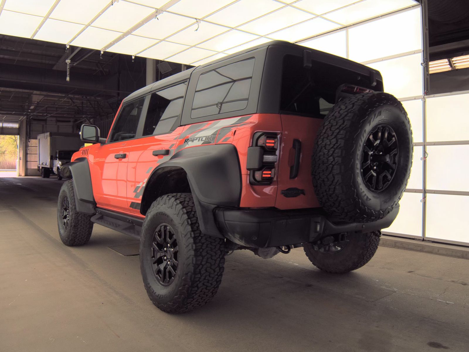 FORD BRONCO - 9