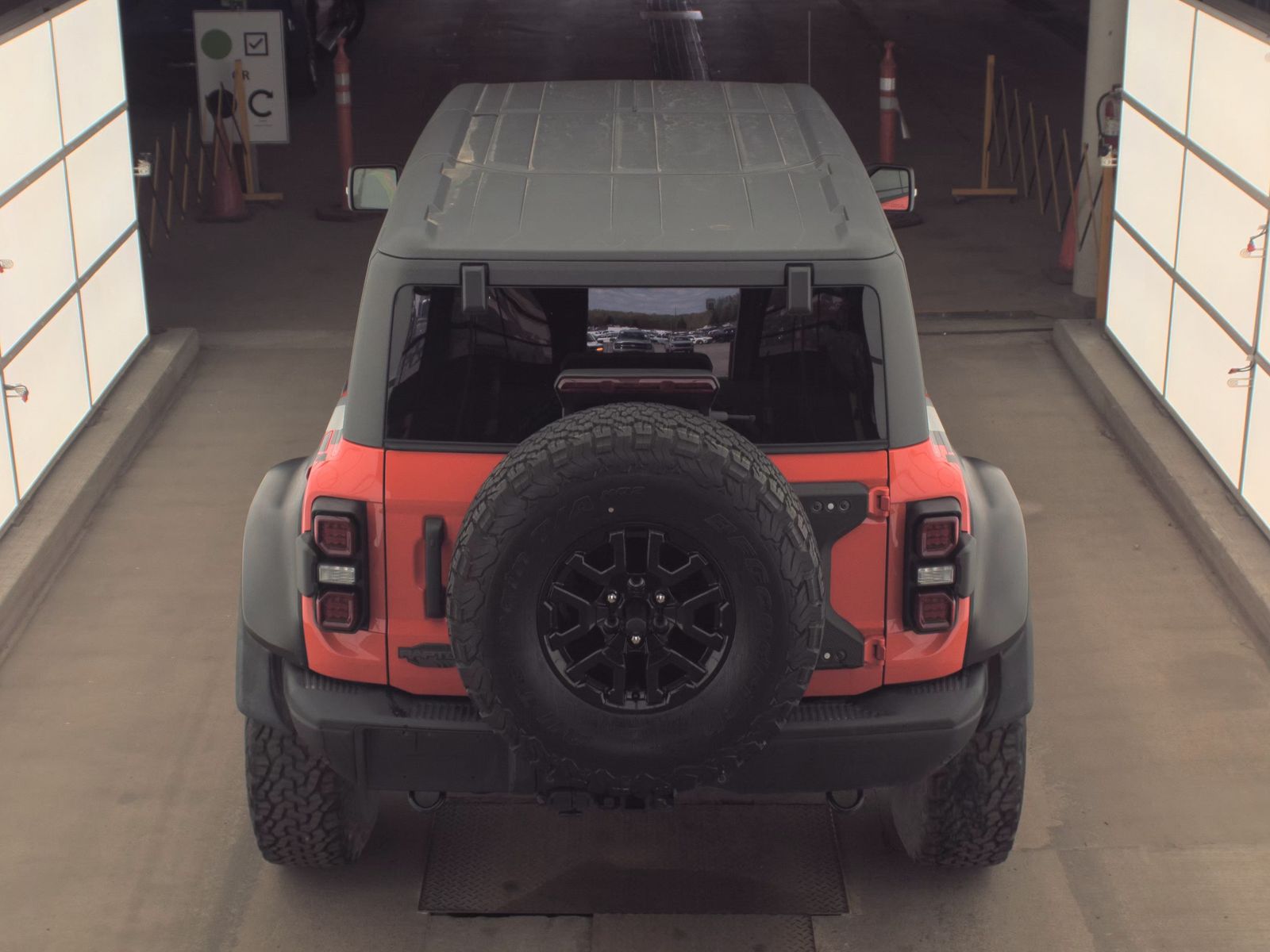 FORD BRONCO - 7