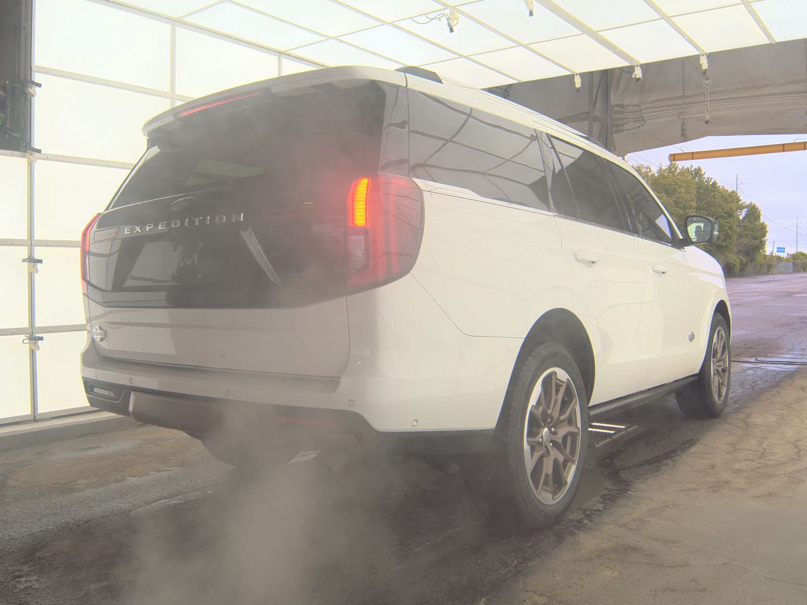FORD EXPEDITION - 6