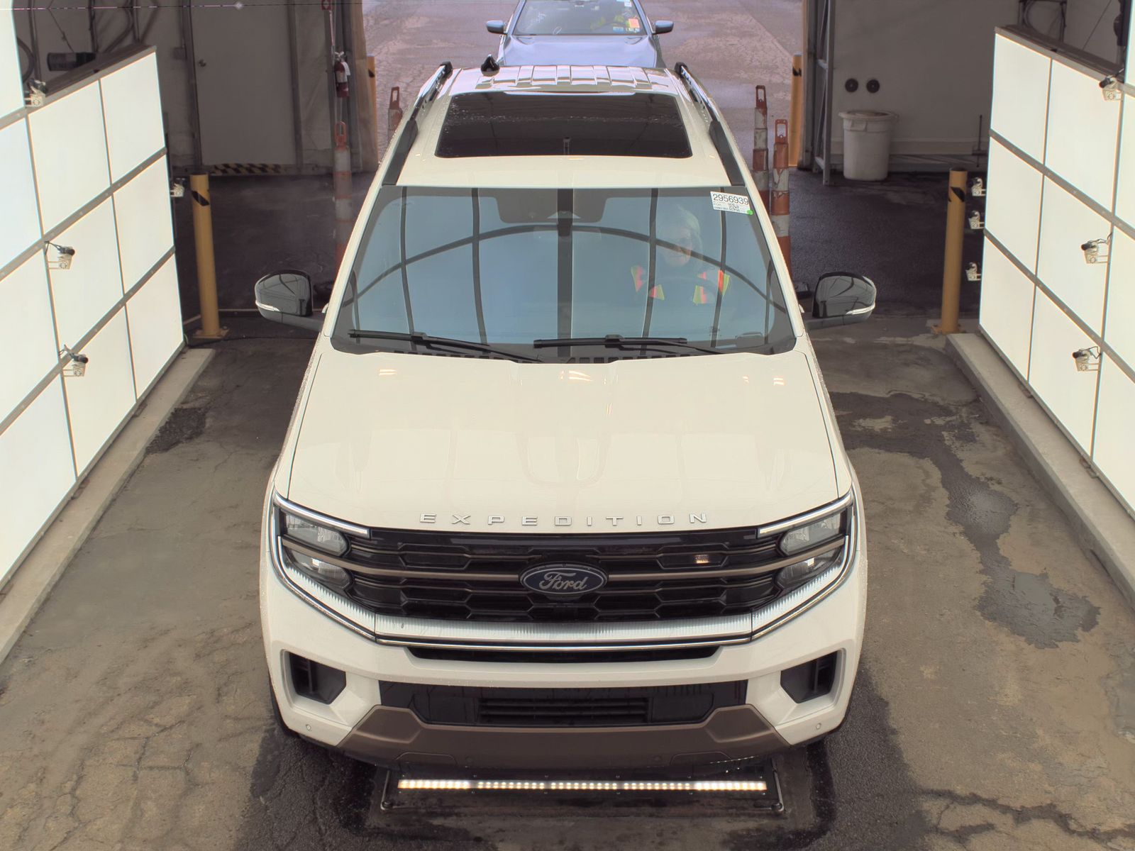 FORD EXPEDITION - 3