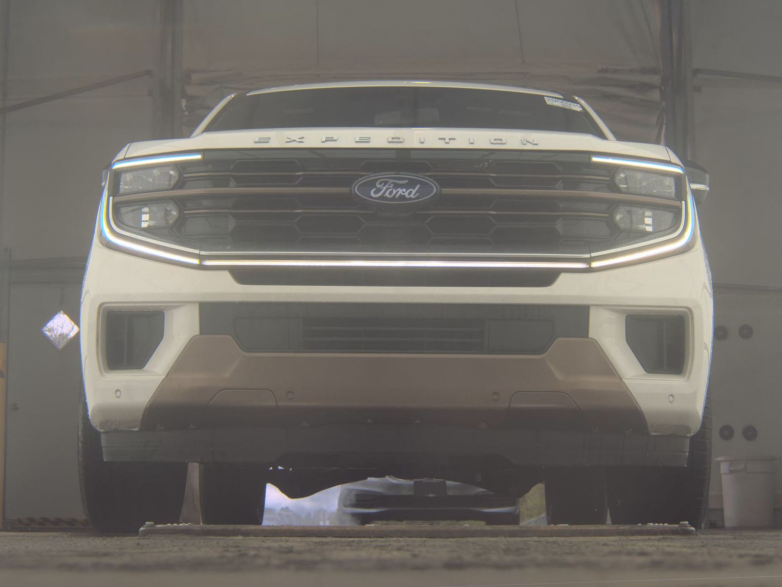 FORD EXPEDITION - 4