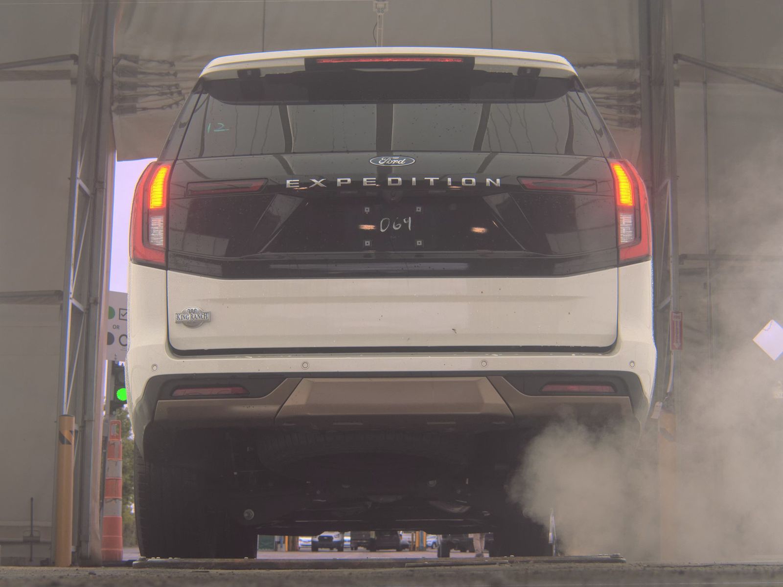 FORD EXPEDITION - 8