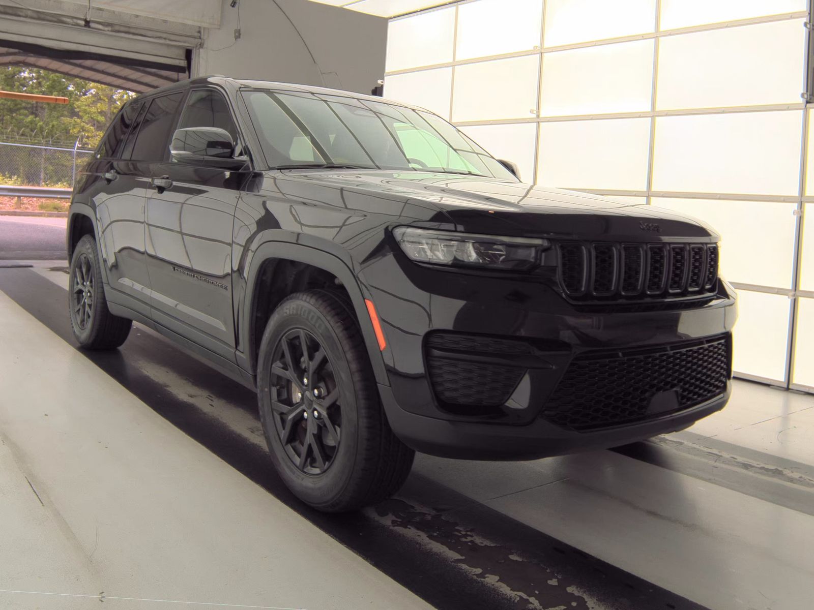2024 Jeep Grand Cherokee Altitude RWD