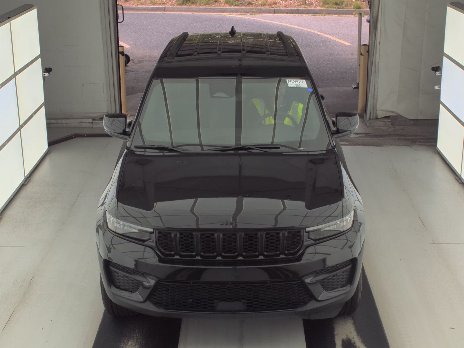 2024 Jeep Grand Cherokee Altitude RWD