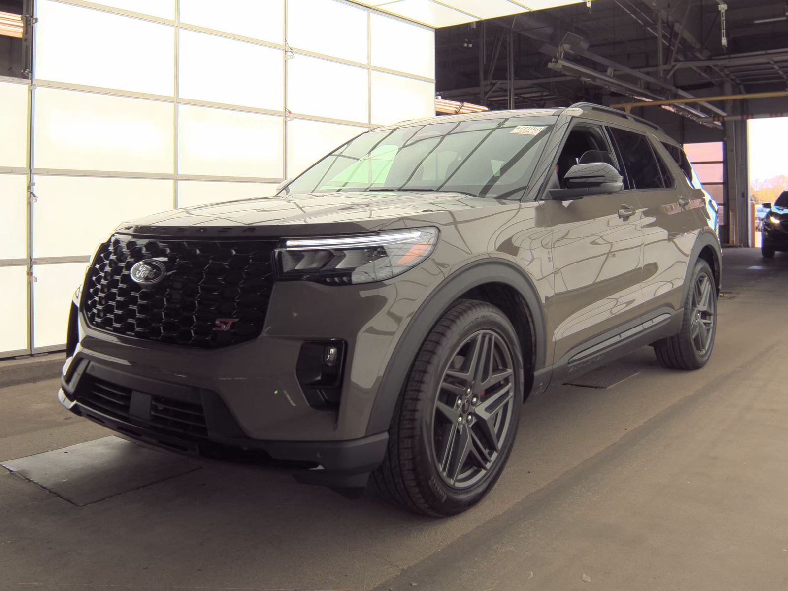 FORD EXPLORER - 1
