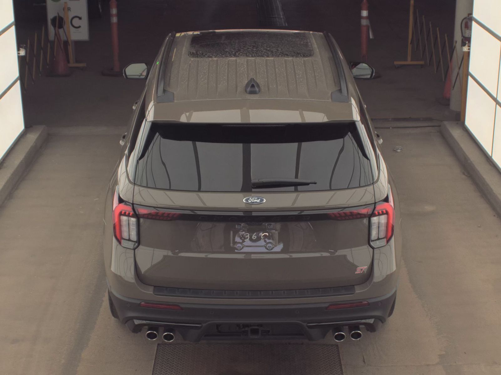 FORD EXPLORER - 7