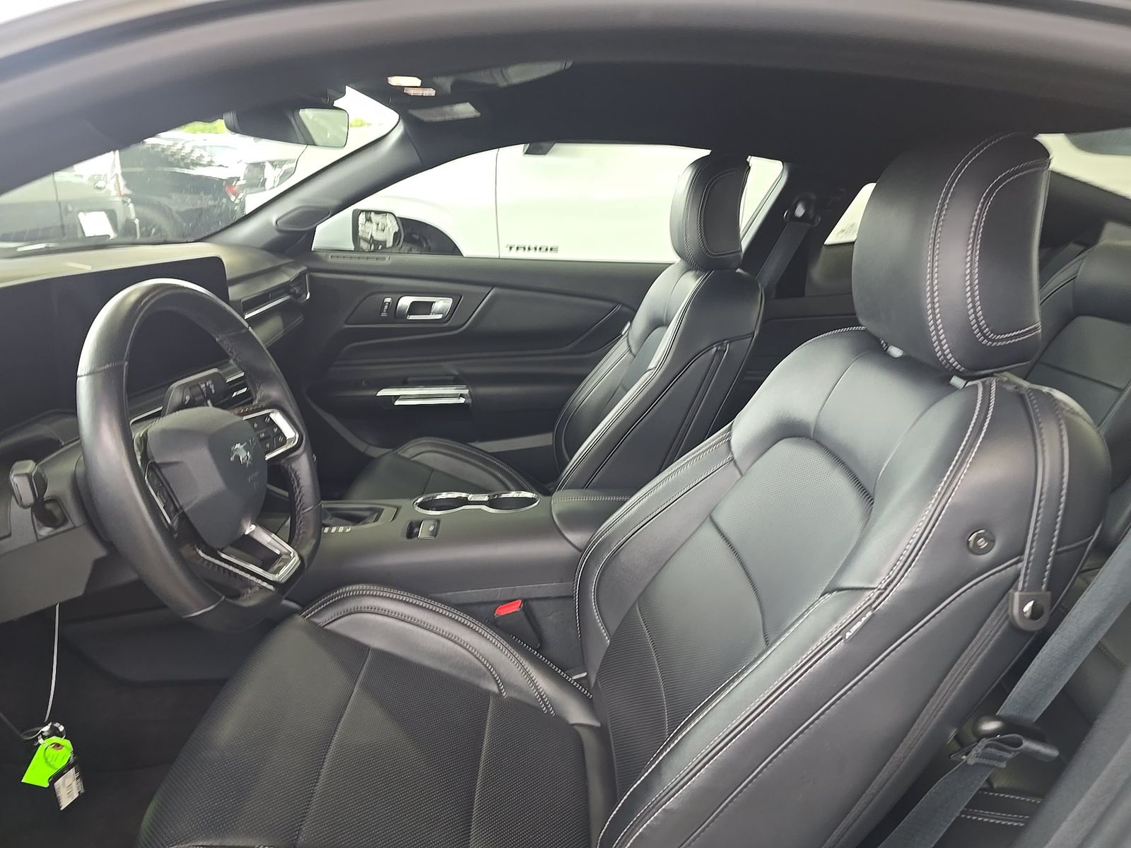 FORD MUSTANG - 8