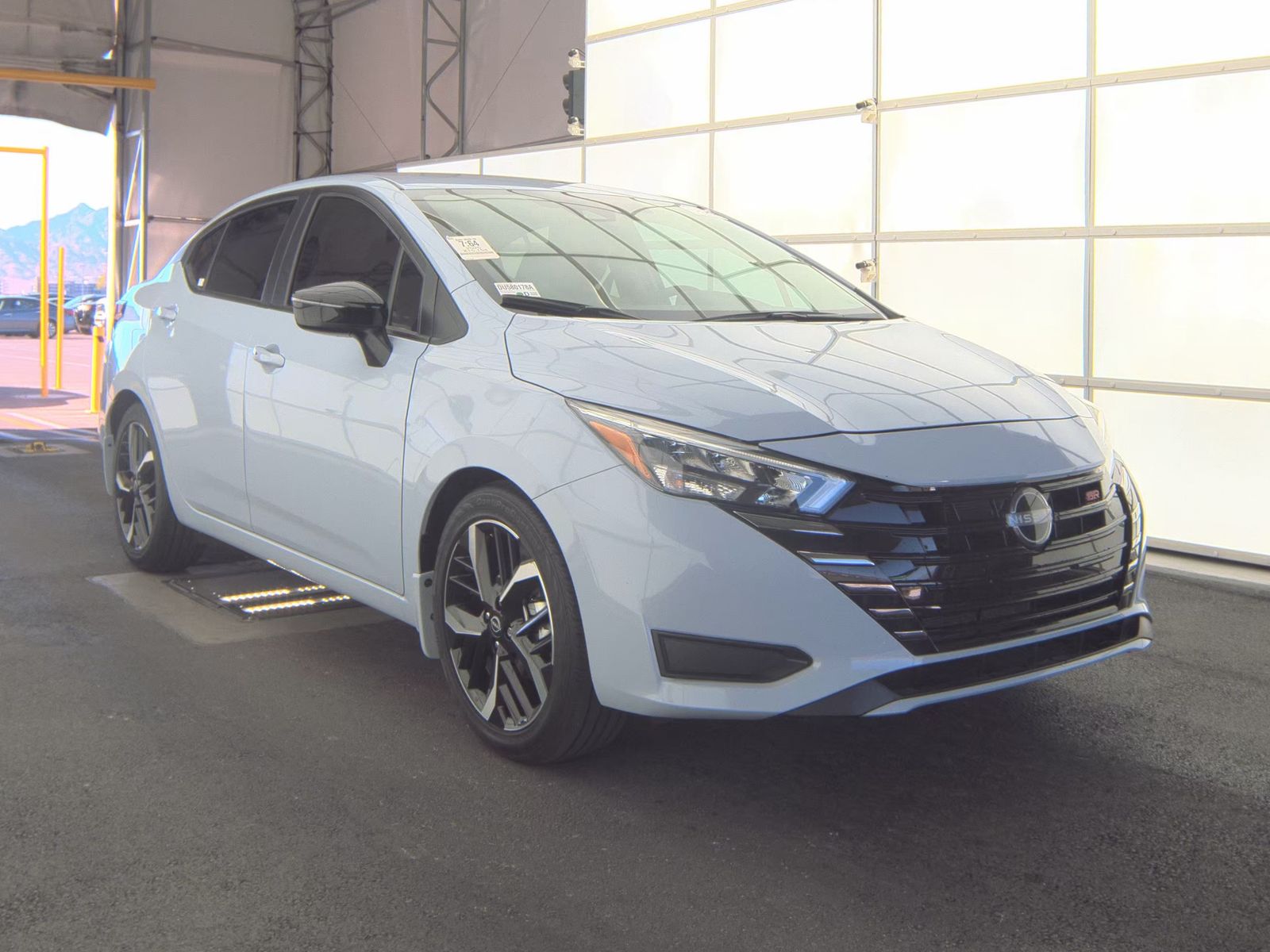 NISSAN VERSA - 5