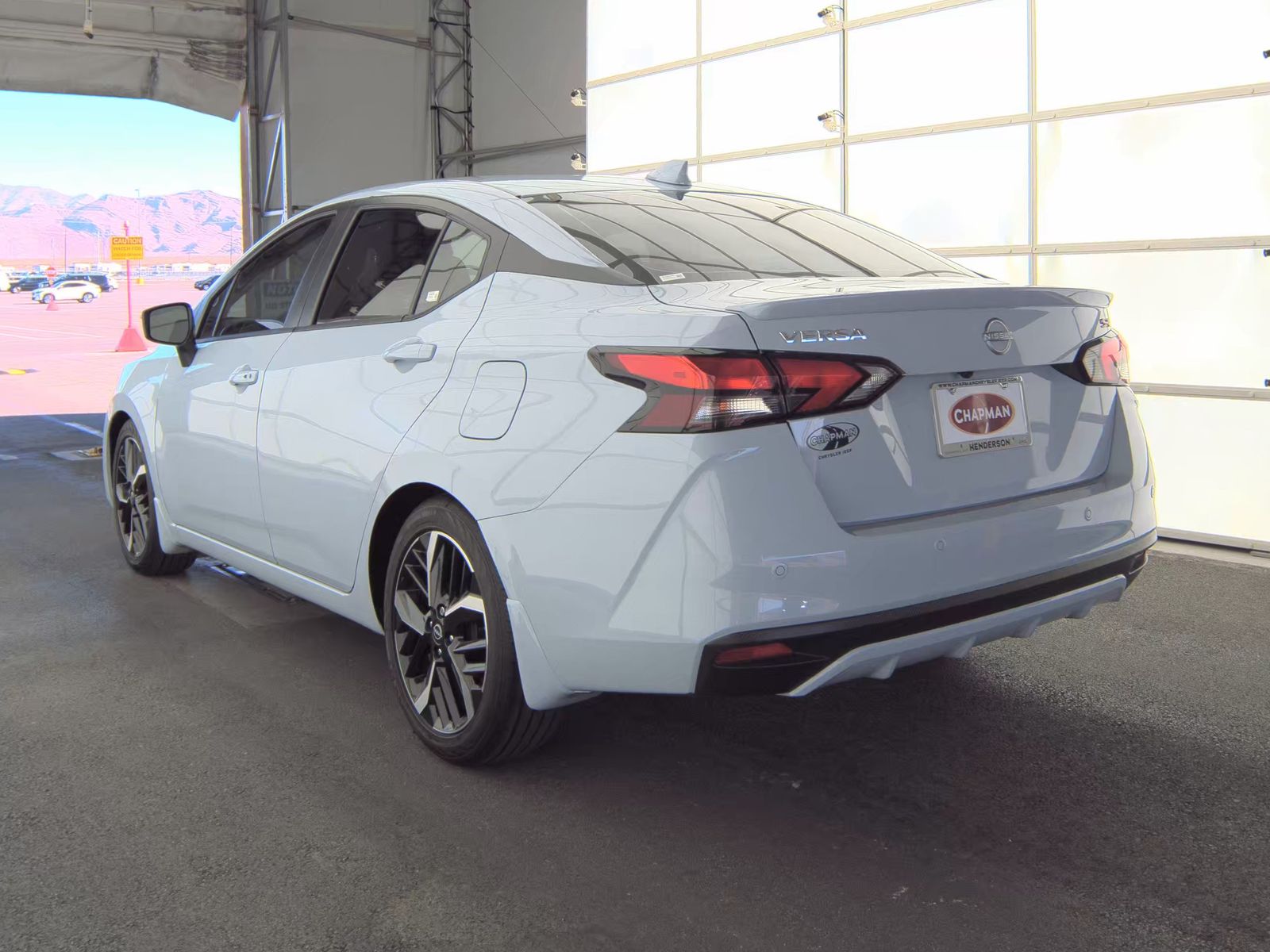 NISSAN VERSA - 9