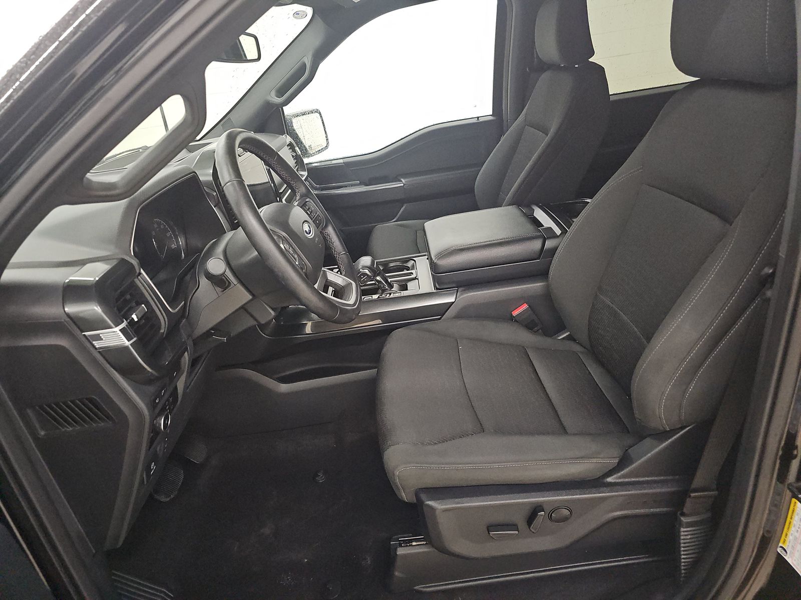 FORD F-150 - 8