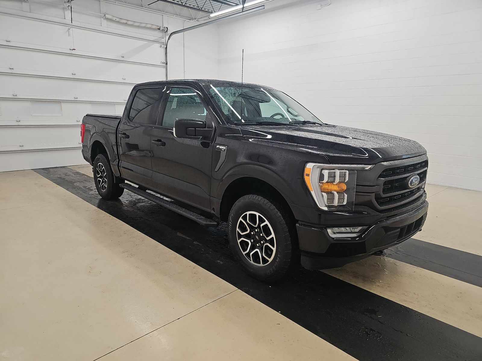 FORD F-150 - 4