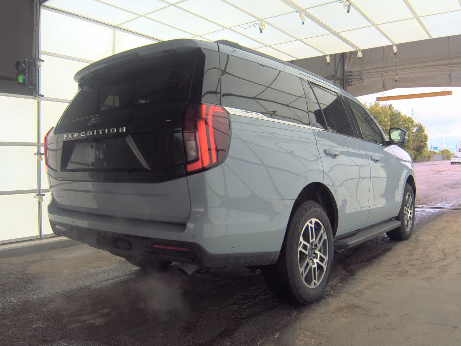 FORD EXPEDITION - 6