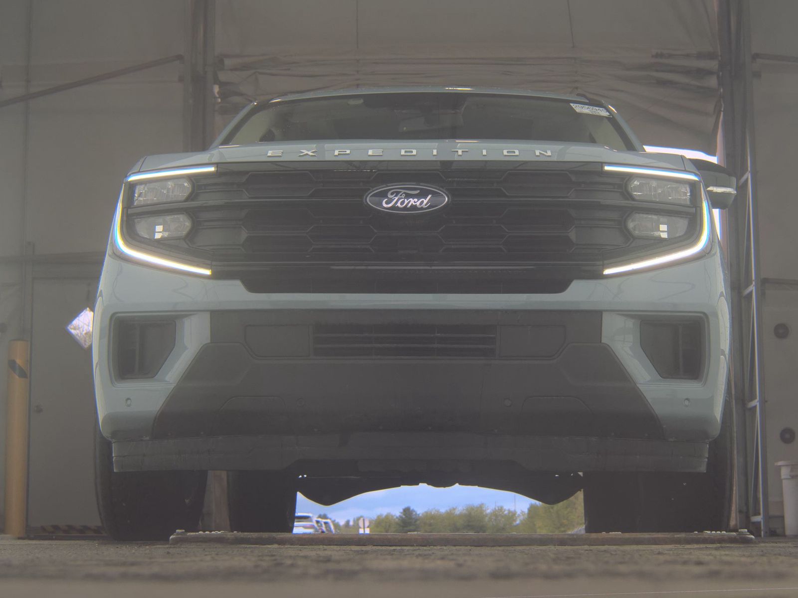 FORD EXPEDITION - 4
