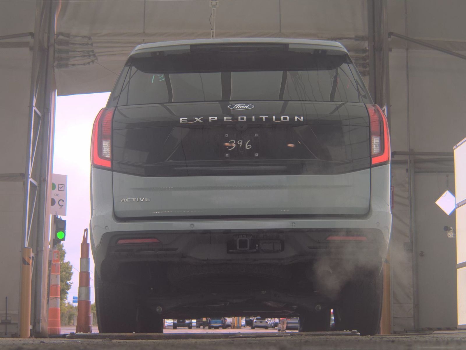 FORD EXPEDITION - 8