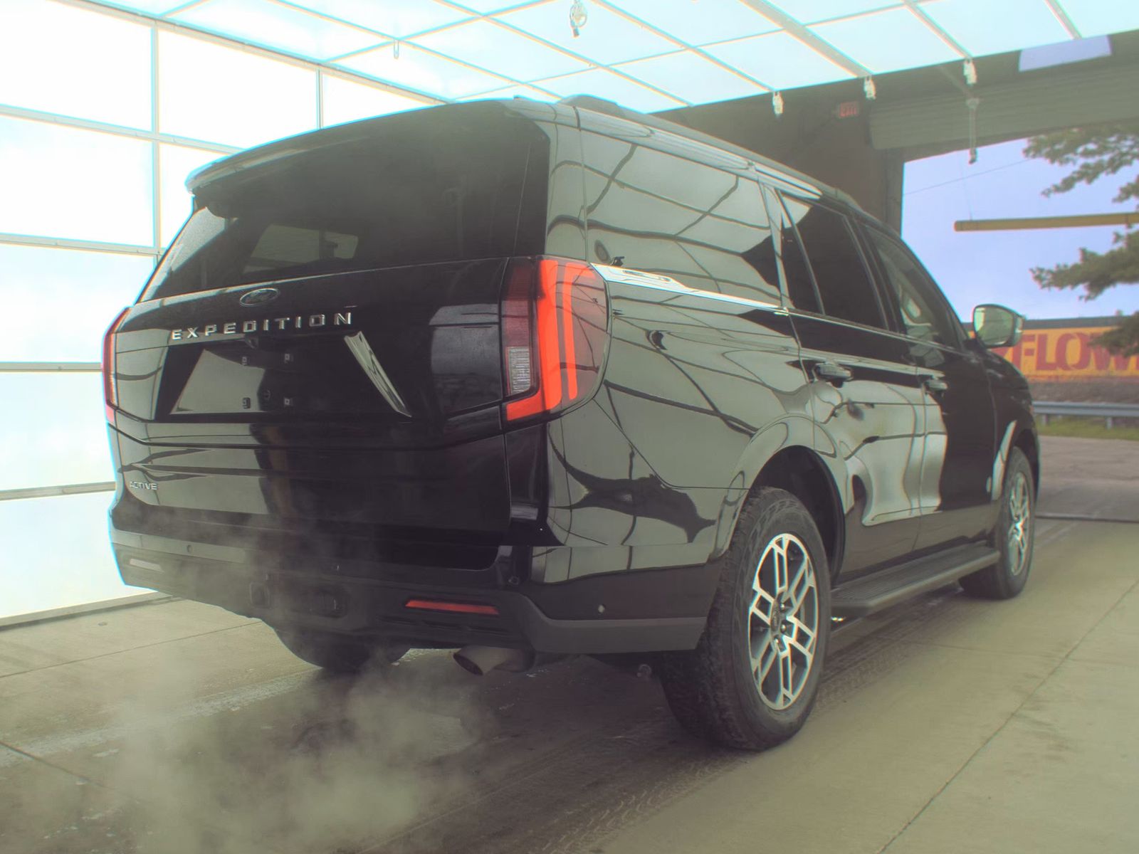 FORD EXPEDITION - 5