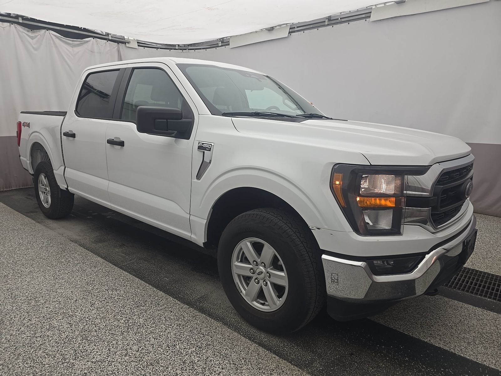 FORD F-150 - 4