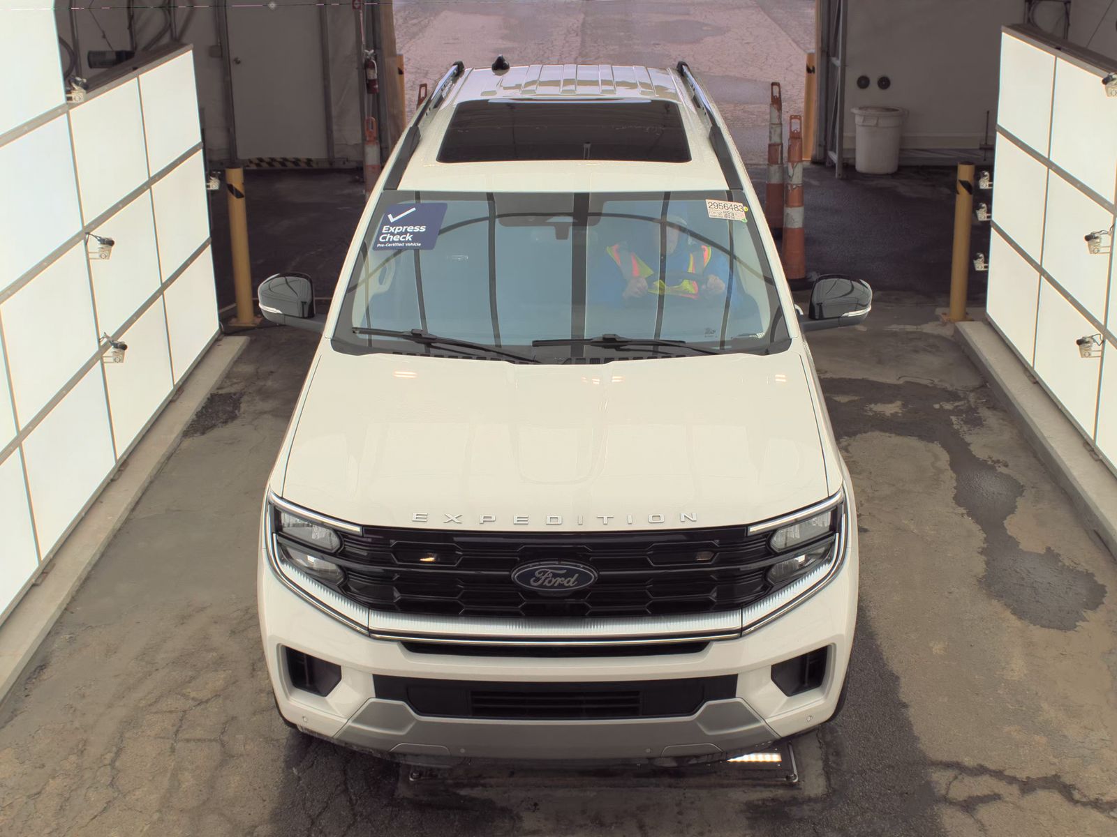 FORD EXPEDITION MAX - 3