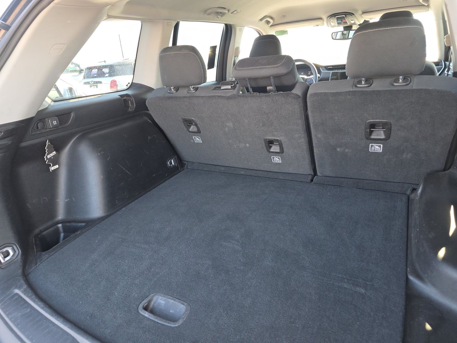 2024 Jeep Grand Cherokee Laredo AWD