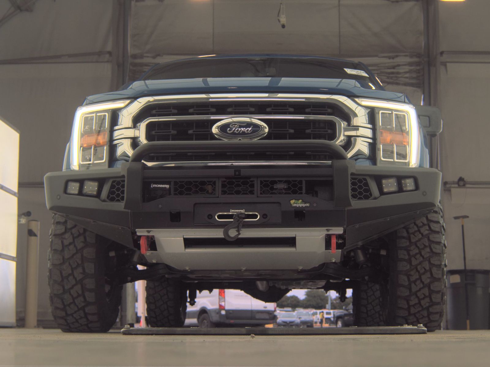 FORD F-150 - 4