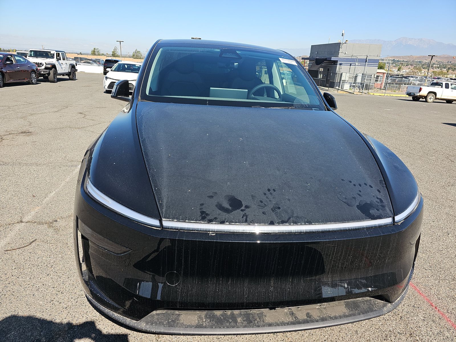 TESLA MODEL Y - 3