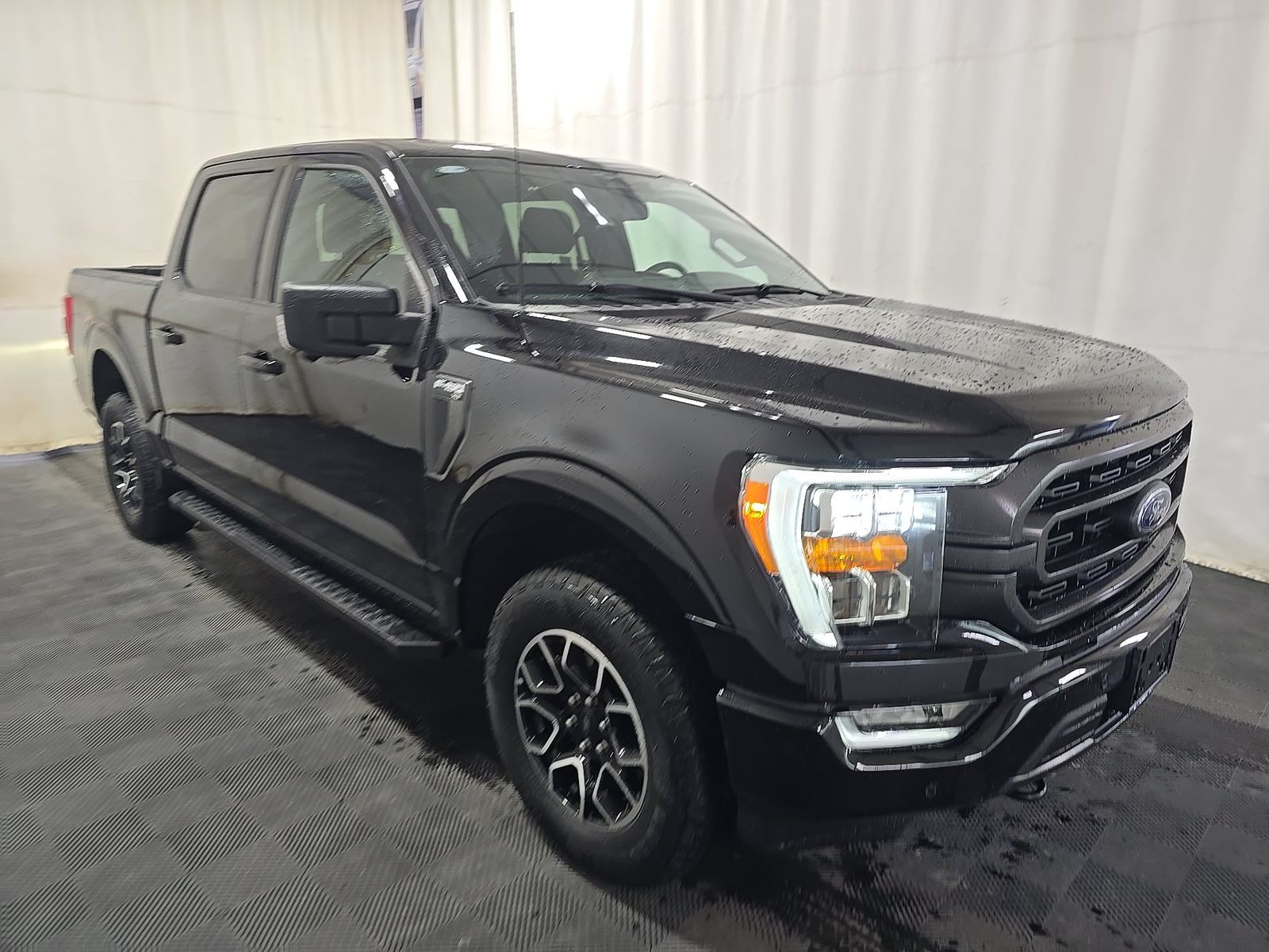 2023 Ford F-150 XLT AWD