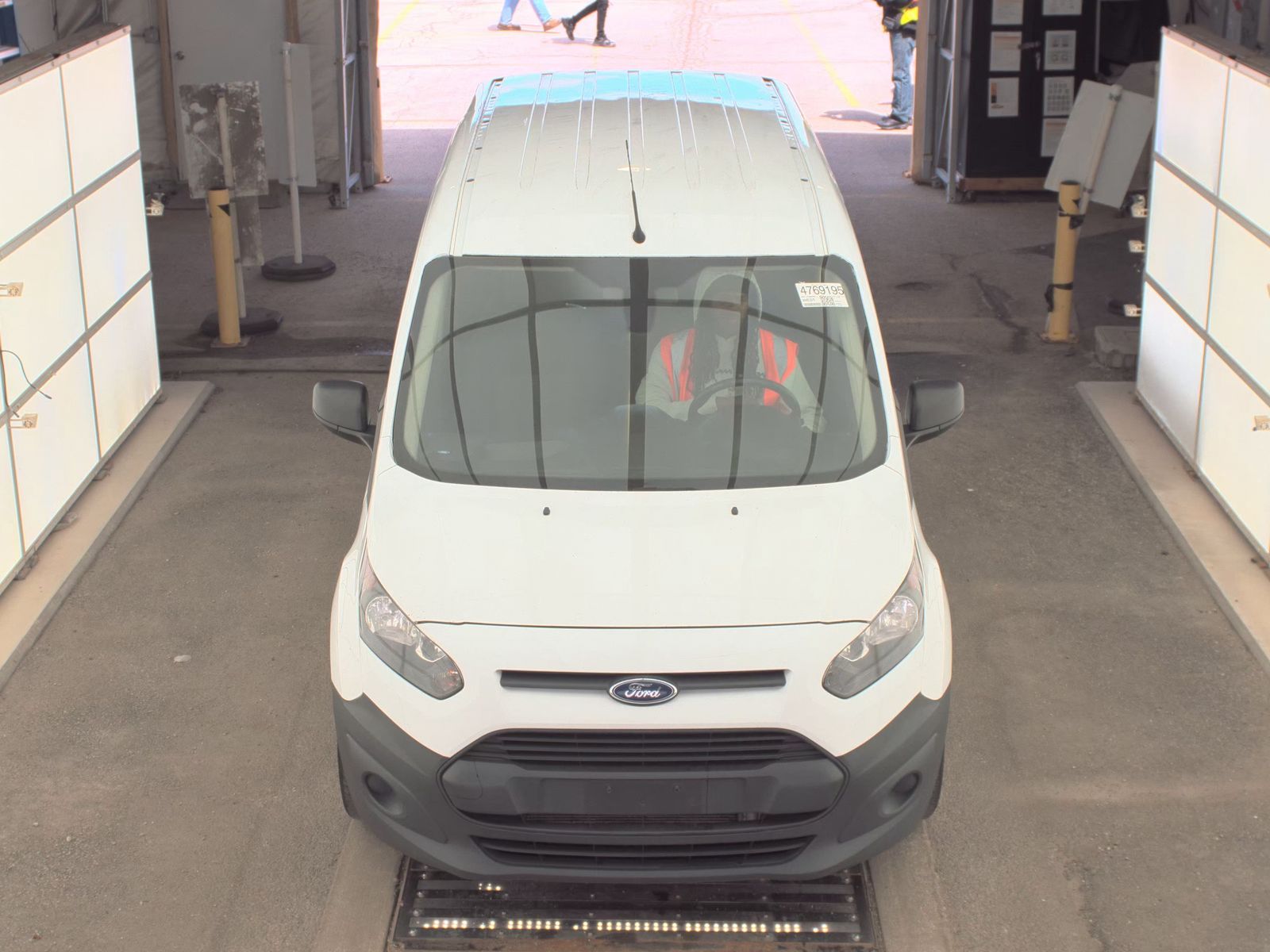 FORD TRANSIT CONNECT - 3
