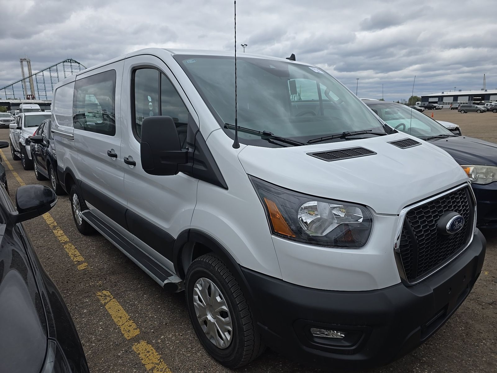FORD TRANSIT 250 - 4